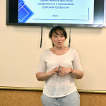Торжественное вручение документа о первой рабочей профессии «Ассистент экскурсовода (гида)» школьникам